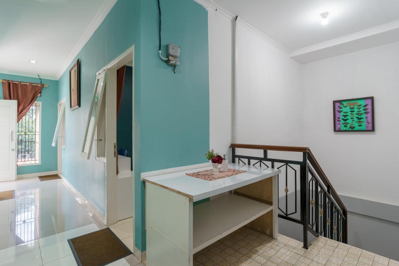 فندق Fast Hous Syariah Bogor Mitra Reddoorz المظهر الخارجي الصورة