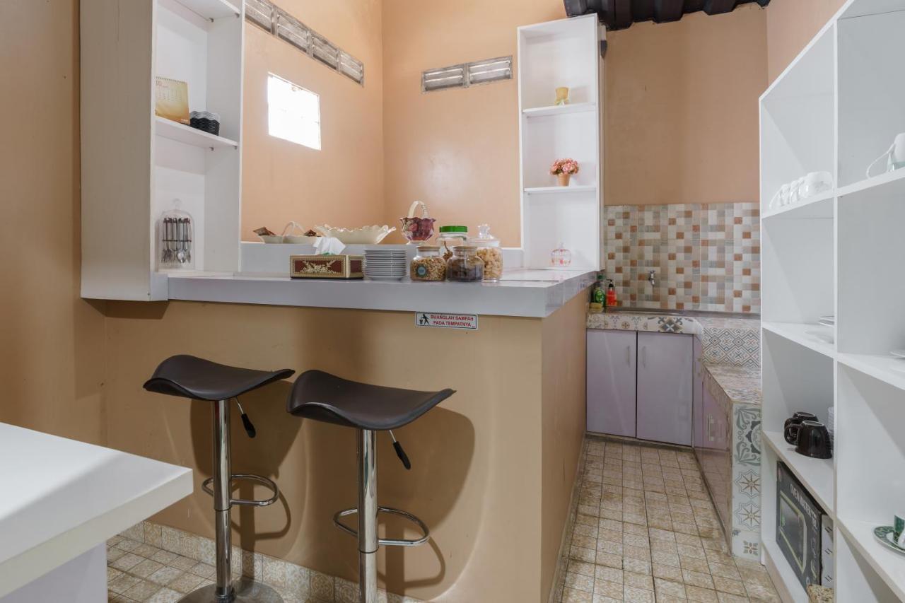 فندق Fast Hous Syariah Bogor Mitra Reddoorz المظهر الخارجي الصورة
