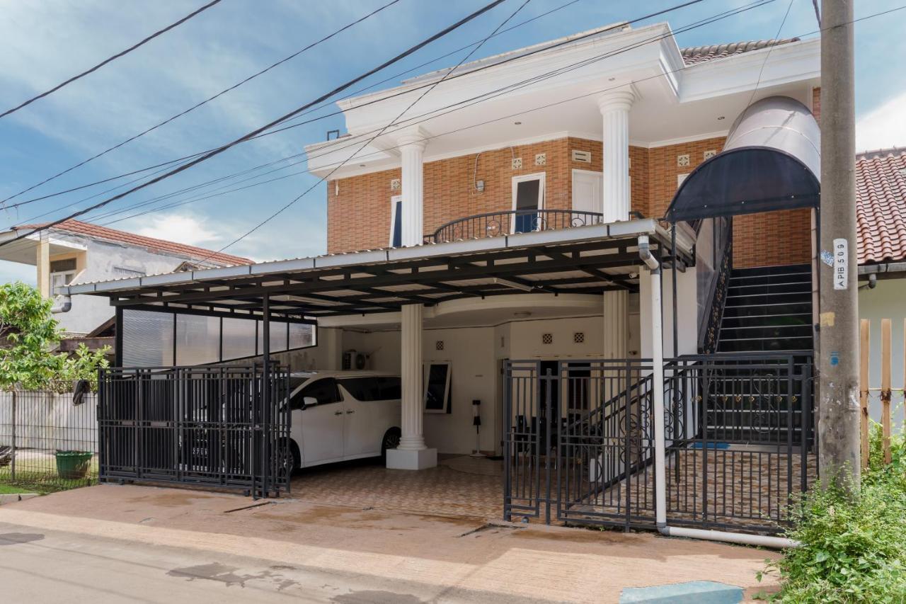 فندق Fast Hous Syariah Bogor Mitra Reddoorz المظهر الخارجي الصورة
