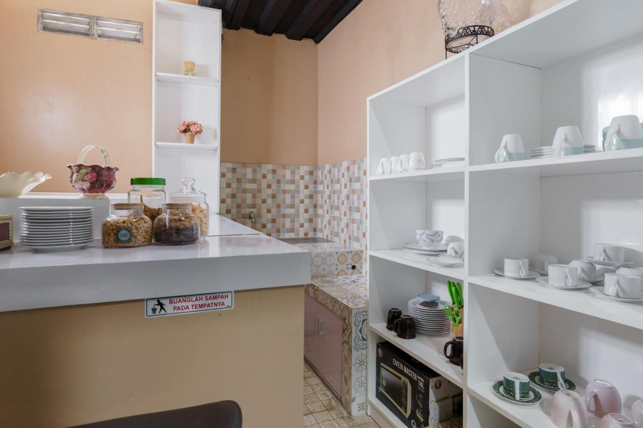 فندق Fast Hous Syariah Bogor Mitra Reddoorz المظهر الخارجي الصورة